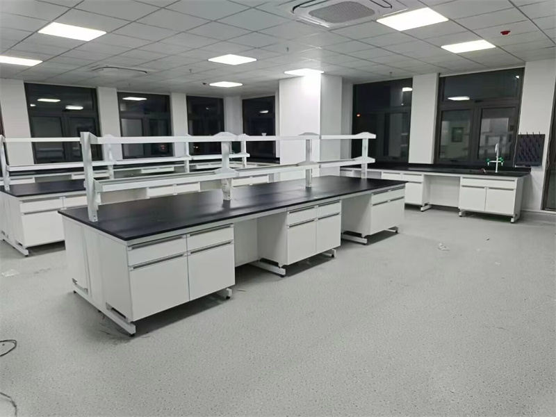 山東鋼木中央實(shí)驗(yàn)臺(tái)