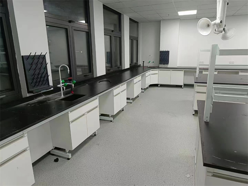 山東實驗臺批發廠家